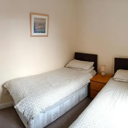 1, Hildegard House, 27 Skinner St, Yo21 3ah *