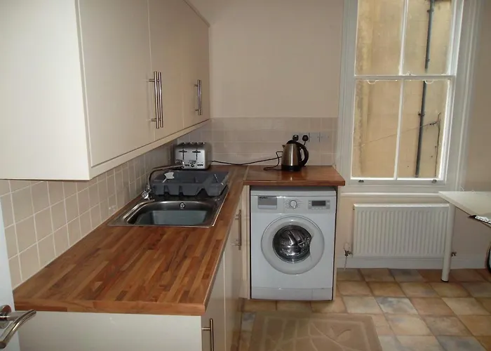 1, Hildegard House, 27 Skinner St, Yo21 3ah